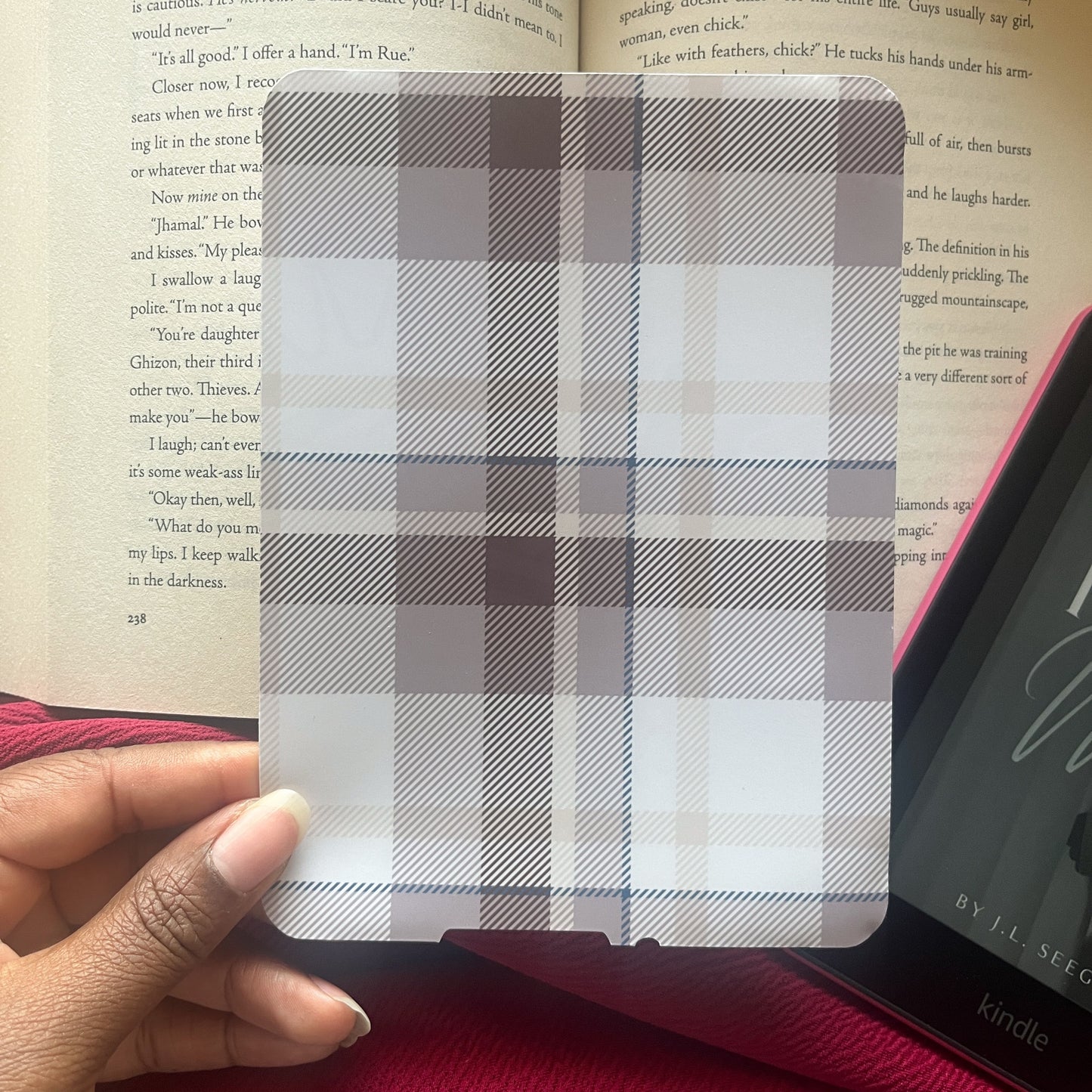 Cozy Up Cocoa Plaid Kindle Insert